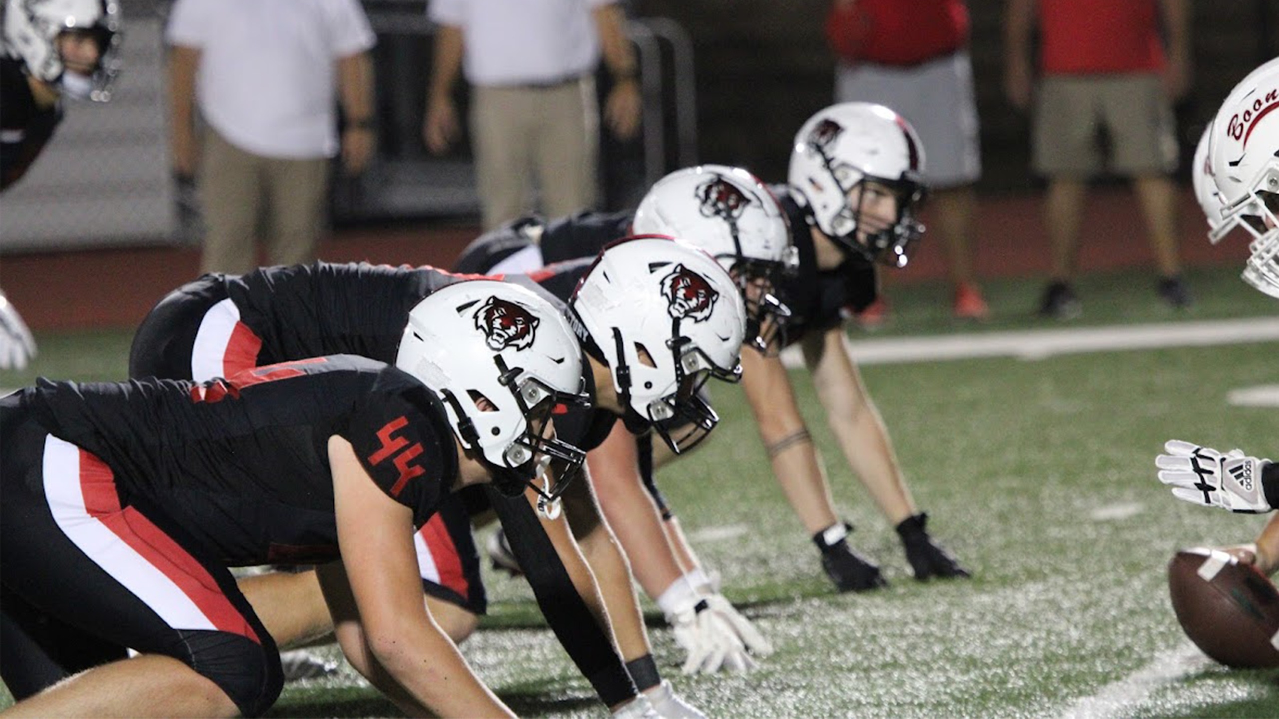 Tigers Dominate Boone 42&ndash;7 in District Opener