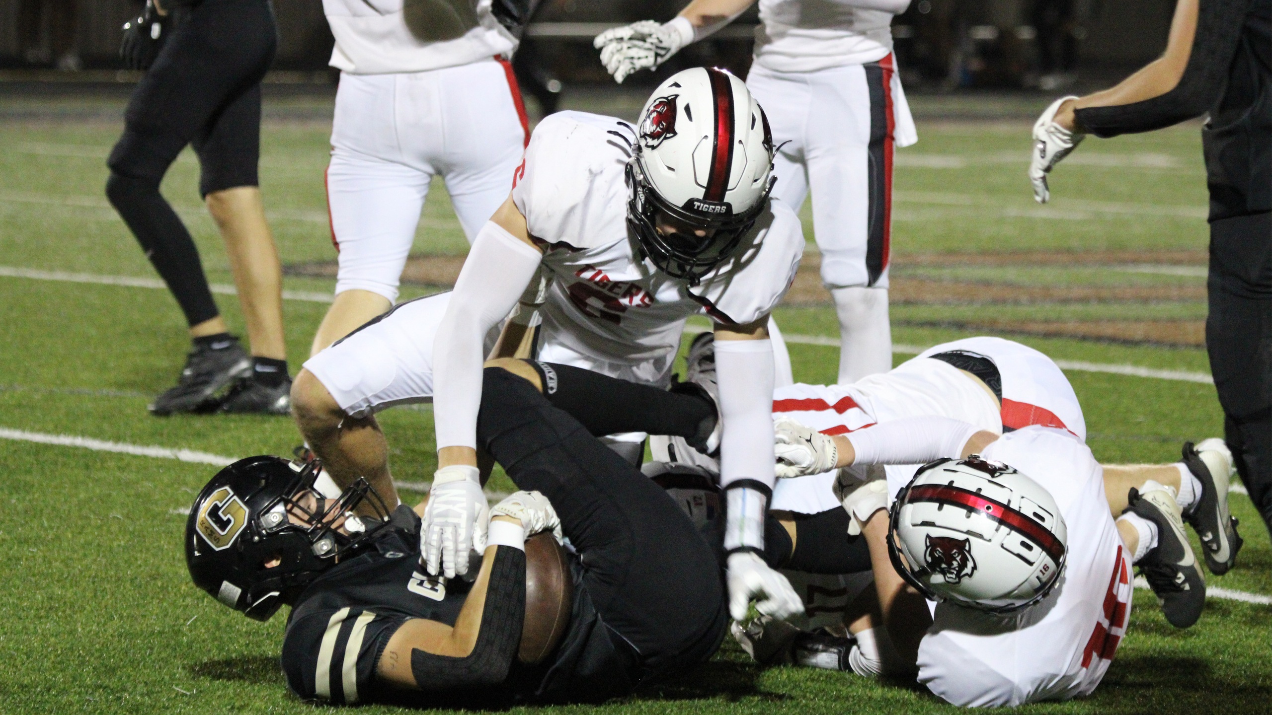 Tigers Rolls Past Rams