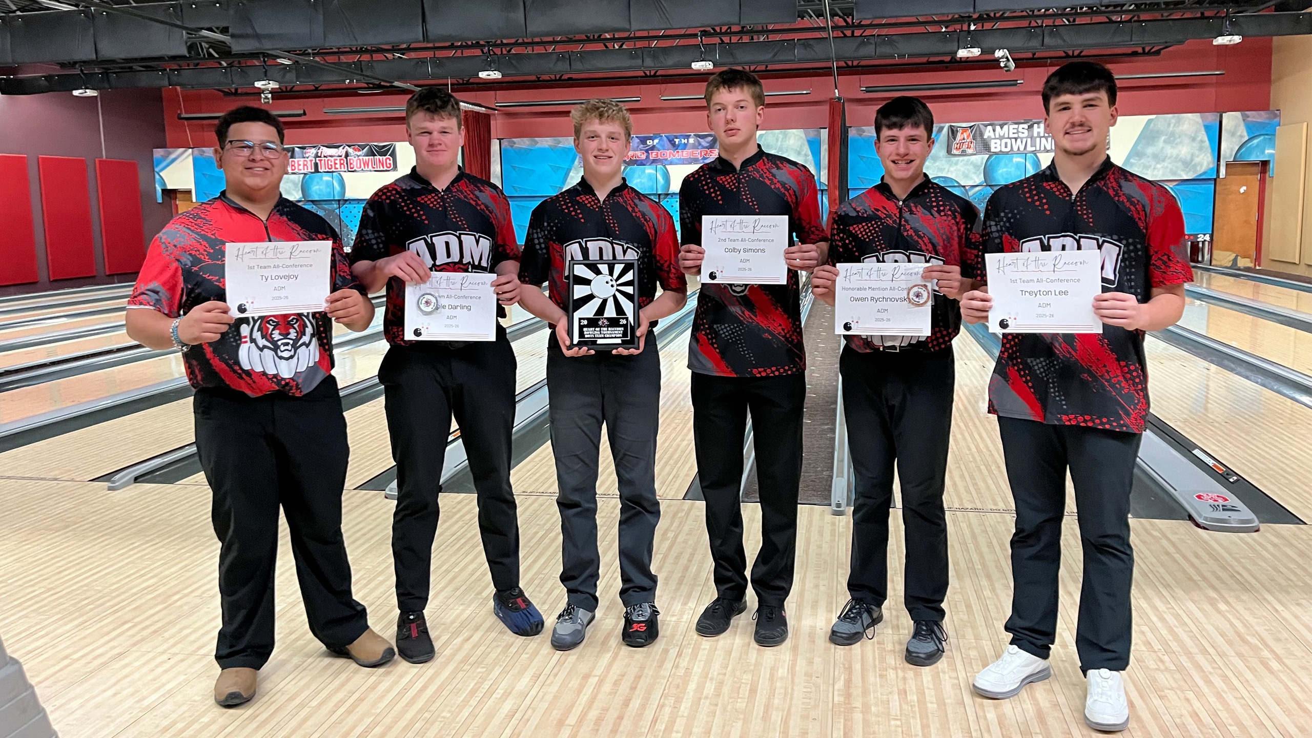 Conference Champs! Boys Bowling wins Heart of Raccoon