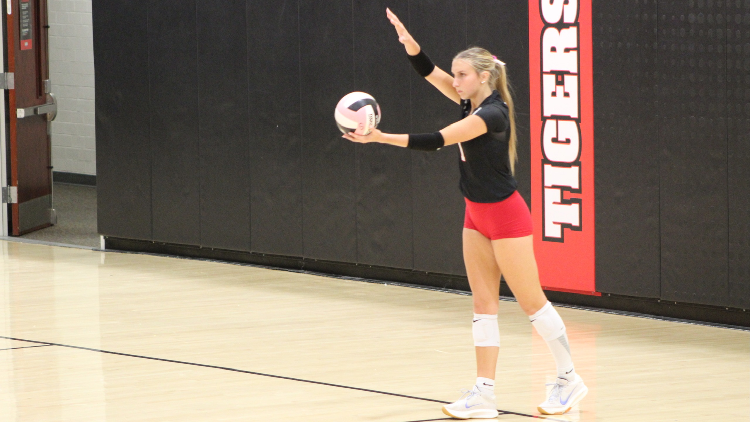 Tigers Sweep Gilbert in Conference Clash